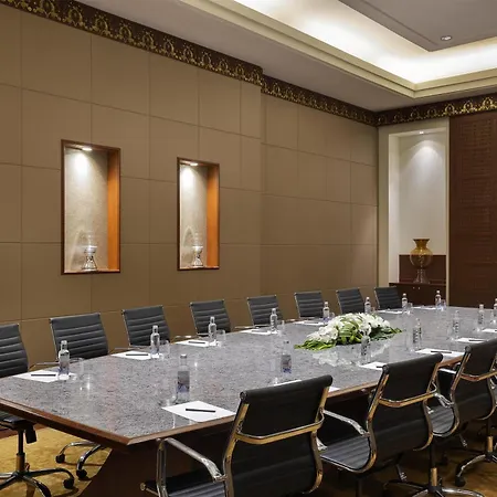 Hilton Muscat Al Bandar-3